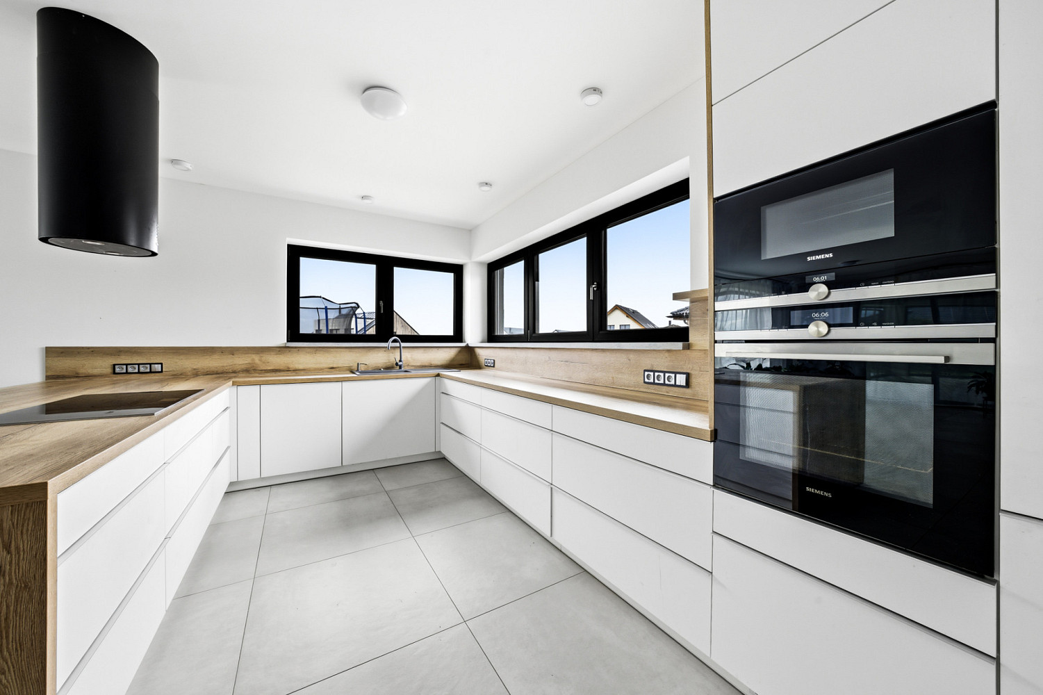 Prodej domu 205 m² s pozemkem 1 140 m² – fotografie 4