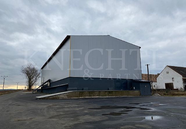 Prodej skladovacích prostor 1 126 m² – fotografie 2