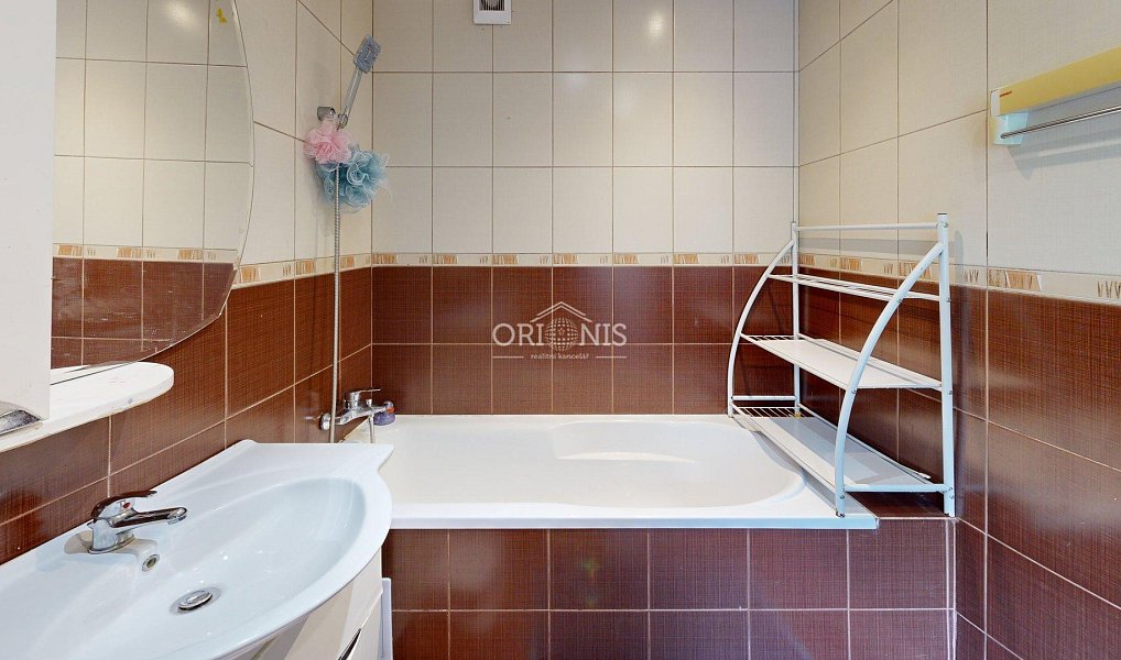 Prodej bytu 3+1 80 m², Jirkov – náhled fotky 4