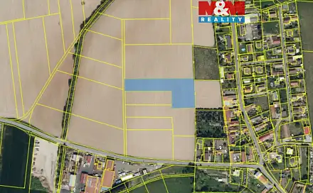 Prodej pole 1 891 m², Staré Hradiště, okres Pardubice