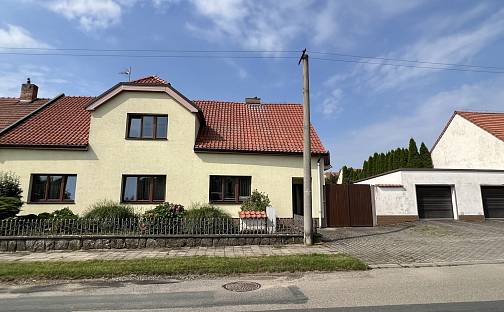 Prodej domu 300 m² s pozemkem 2 539 m², Syrovice, okres Brno-venkov