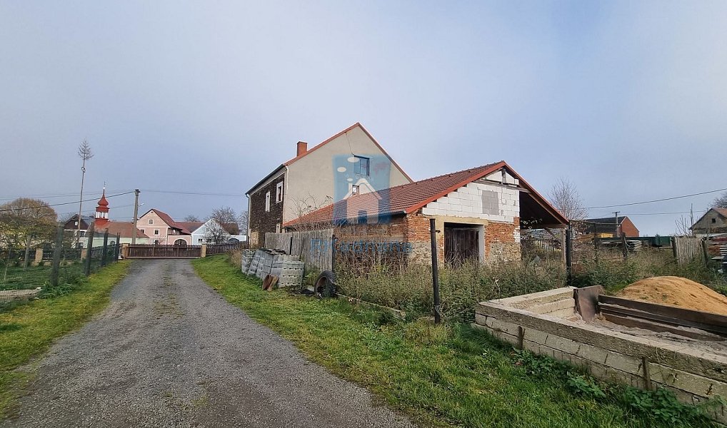 Prodej domu 600 m² s pozemkem 648 m², Úterý – náhled fotky 8