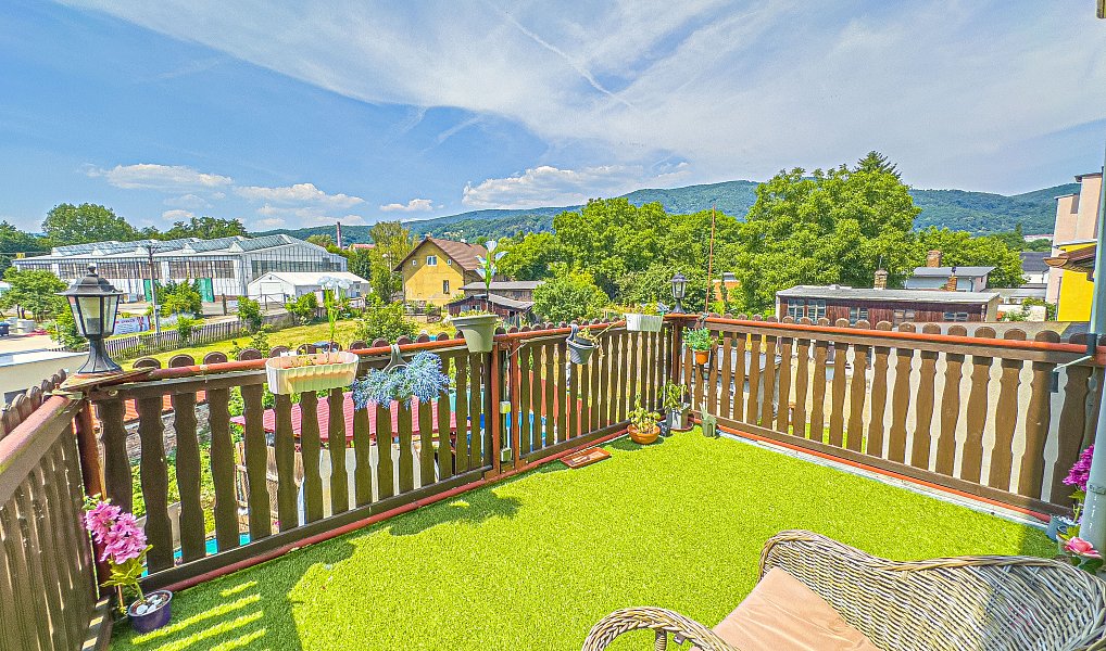 Prodej domu 180 m², Krupka – náhled fotky 11