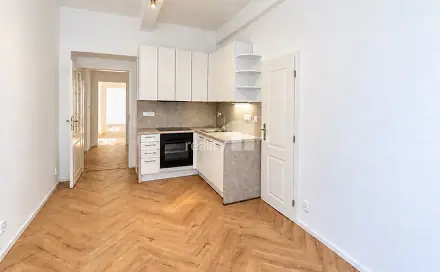 Pronájem bytu 2+1 64 m², Na stráži, Praha 8 - Libeň