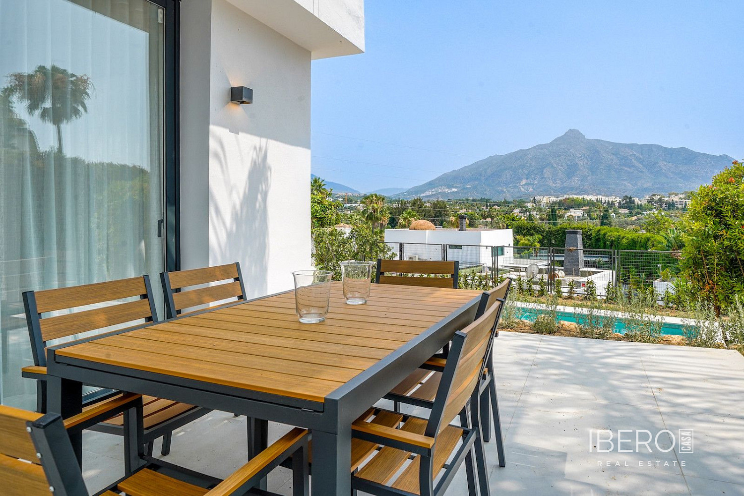 Casa 6+kk – Marbella, Nueva Andalucía - Vista 2