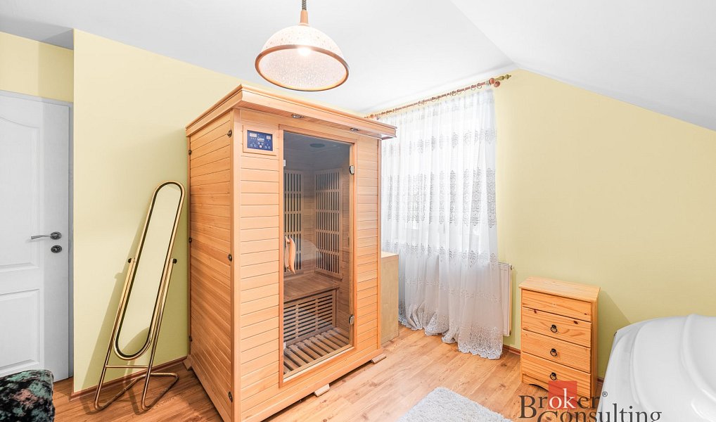 Prodej domu 322 m² s pozemkem 1 262 m², Plzeň – náhled fotky 33