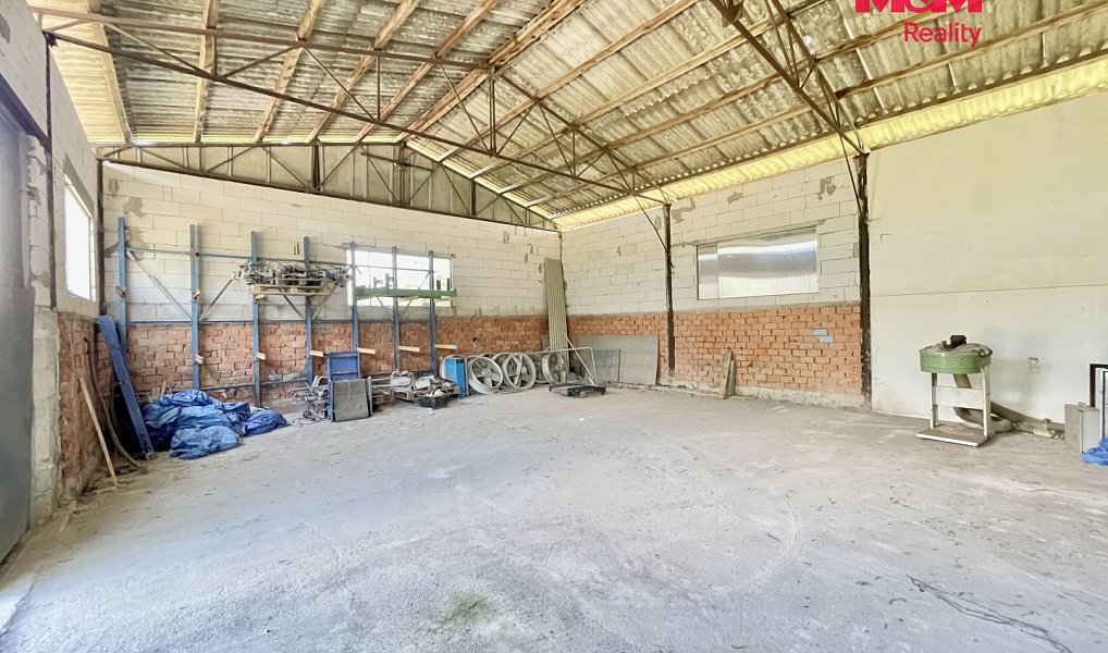 Prodej zemědělského objektu 1 050 m², Koclířov – náhled fotky 7