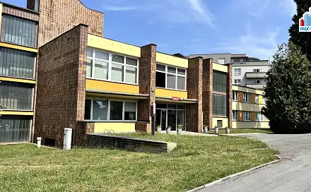 Pronájem kanceláře 27 m², Modřínová, Plzeň - Východní Předměstí