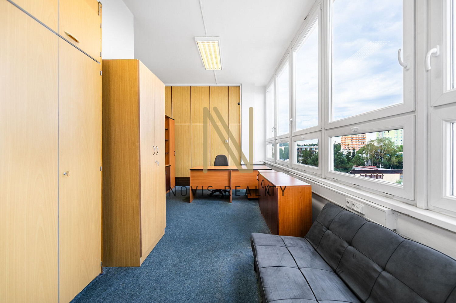 Pronájem kanceláře 16 m² – fotografie 2