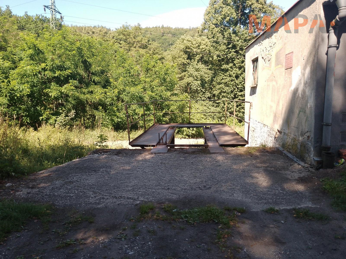 Prodej garáže 19 m2 v chomutově, ul. bezručova — photo 3
