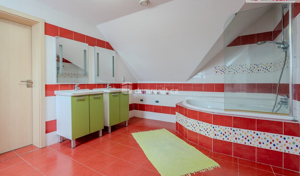 Prodej domu 300 m² s pozemkem 300 m², Roudnice nad Labem – náhled fotky 4