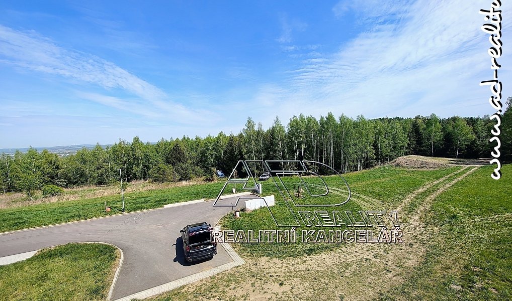 Prodej stavebního pozemku 550 m², Srubec – náhled fotky 9