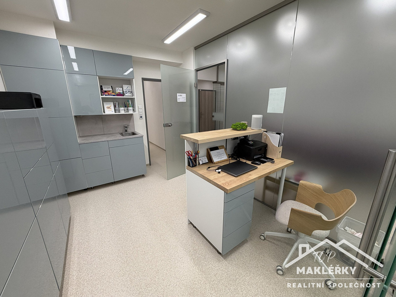 Pronájem komerčního objektu (jiného typu) 74 m² – fotografie 5