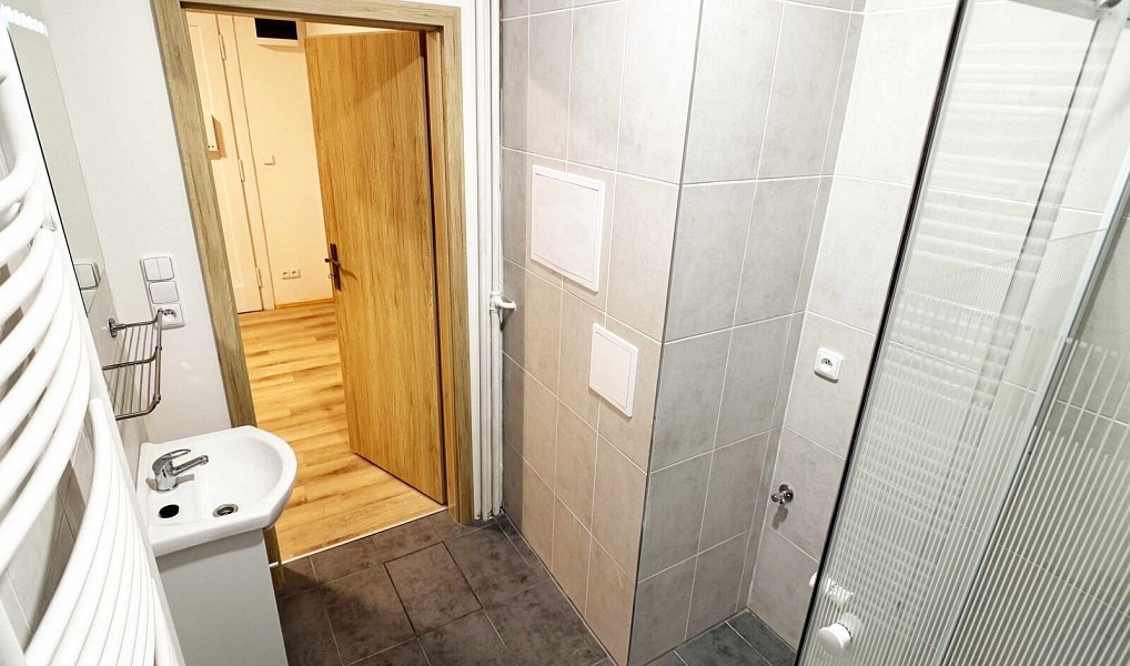 Pronájem bytu 3+1 79 m², Praha – náhled fotky 12