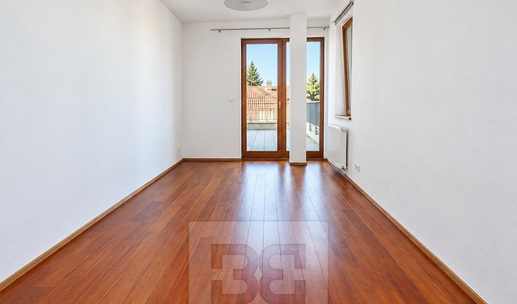 Pronájem bytu 3+kk 138 m², Praha – náhled fotky 12