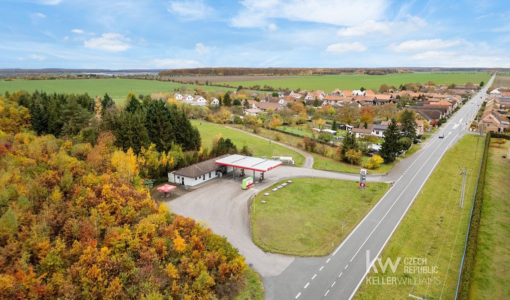 Prodej komerčního objektu (jiného typu) 5 195 m², Lovčice – náhled fotky 7