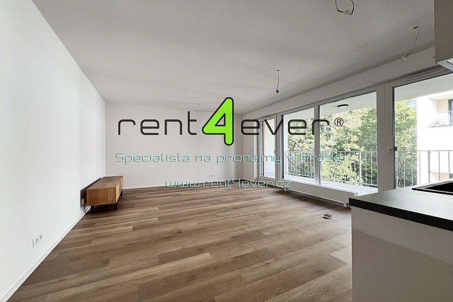 Pronájem bytu 2+kk 54 m² – fotografie 4