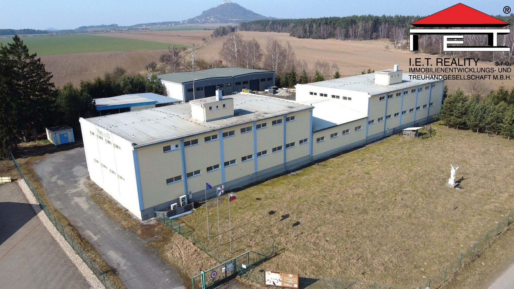 Prodej výrobních prostor 3 500 m² — photo 2