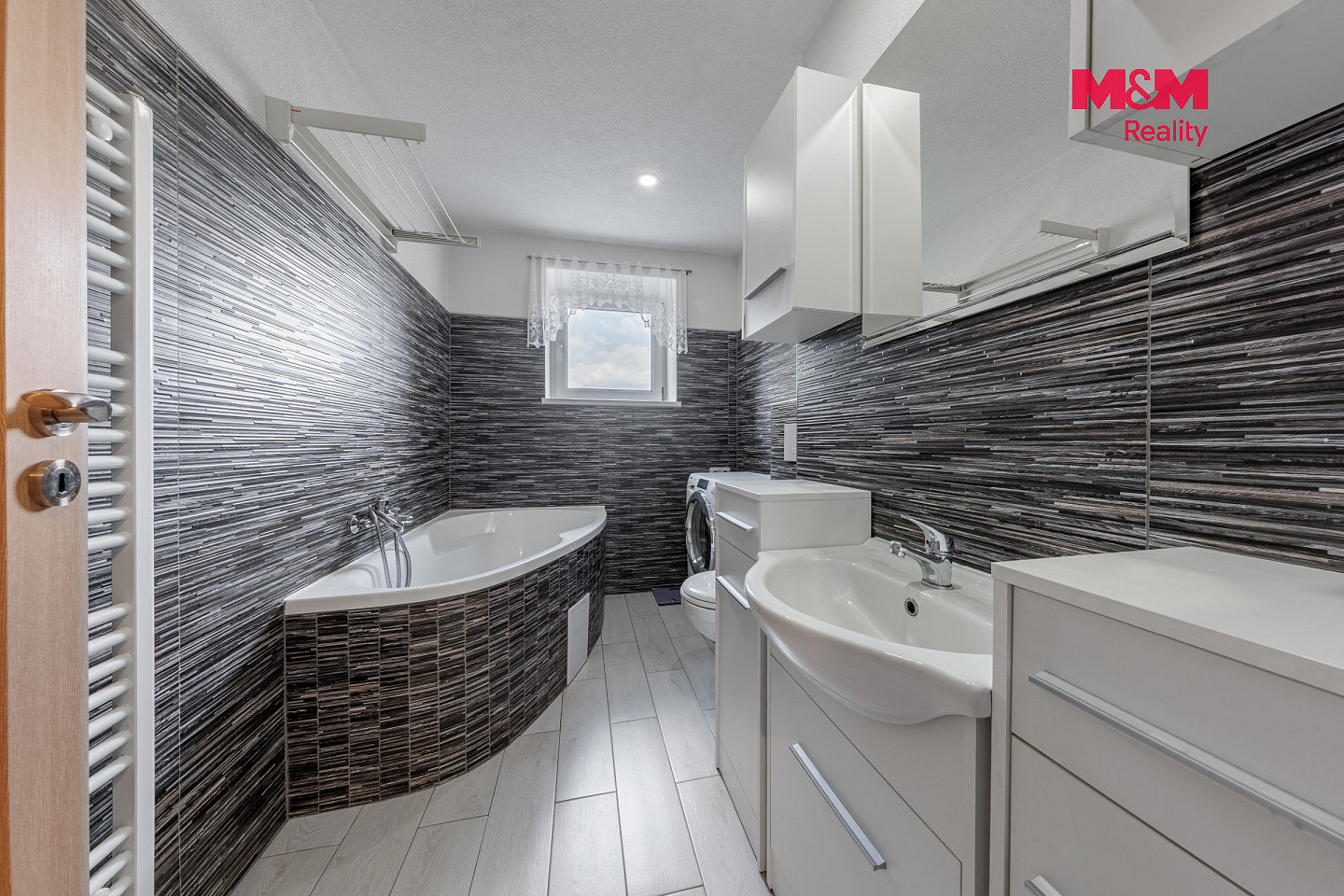 Prodej bytu 3+kk 48 m² – fotografie 2