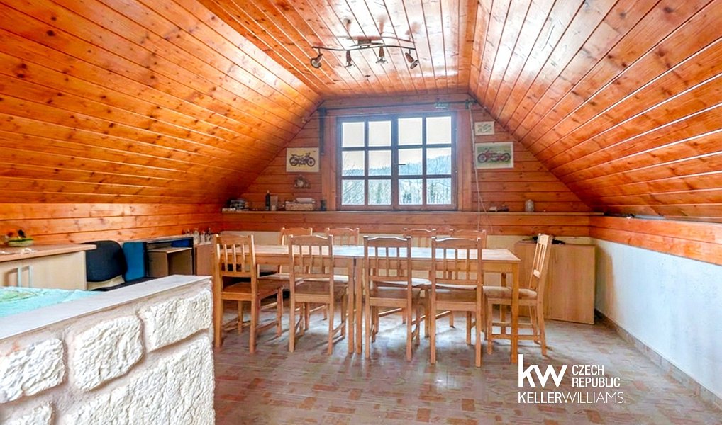 Prodej domu 251 m² s pozemkem 1 028 m², Zašová – náhled fotky 36