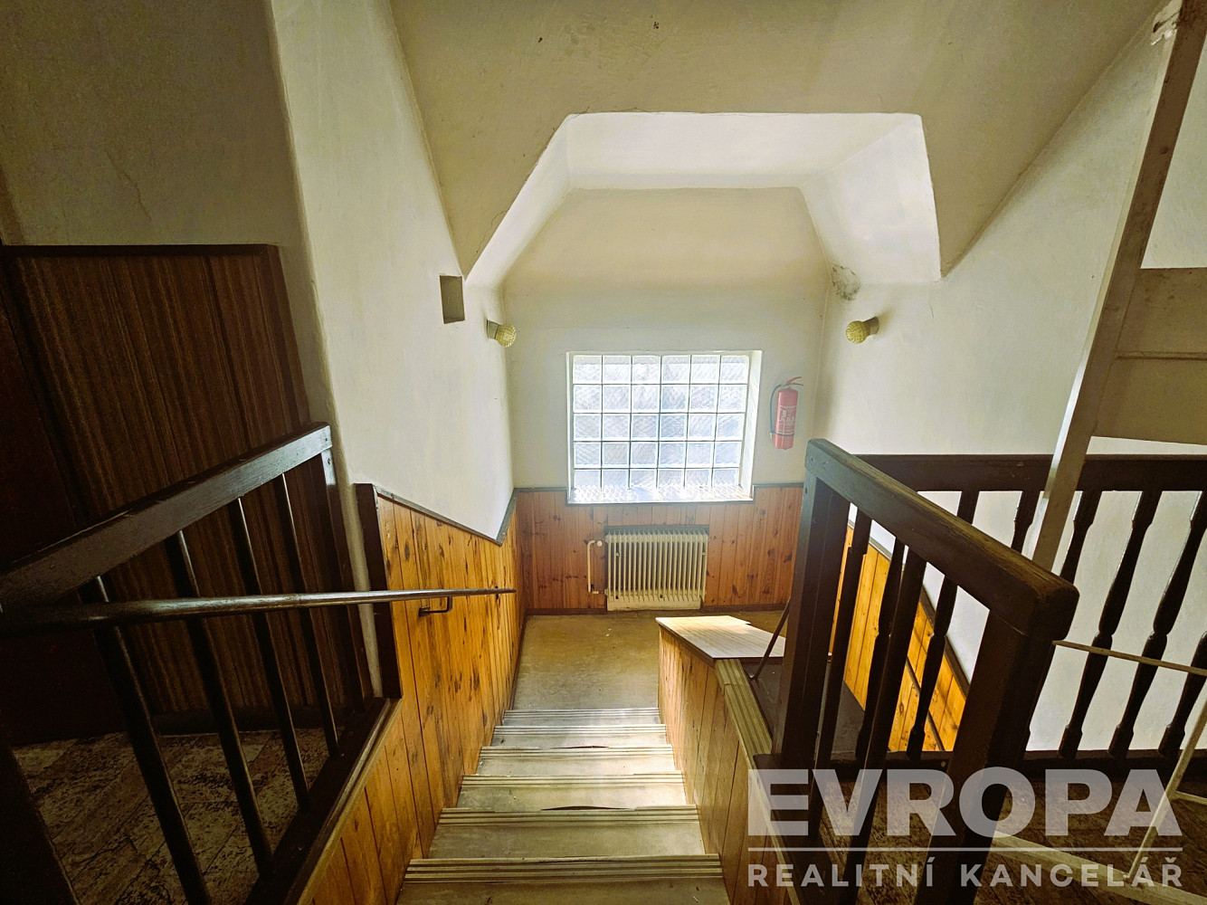 Prodej komerčního objektu (jiného typu) 287 m² – fotografie 3