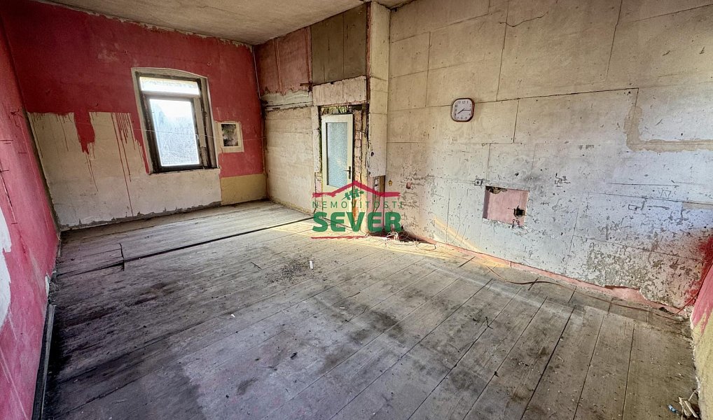 Prodej domu 300 m² s pozemkem 340 m², Domoušice – náhled fotky 3