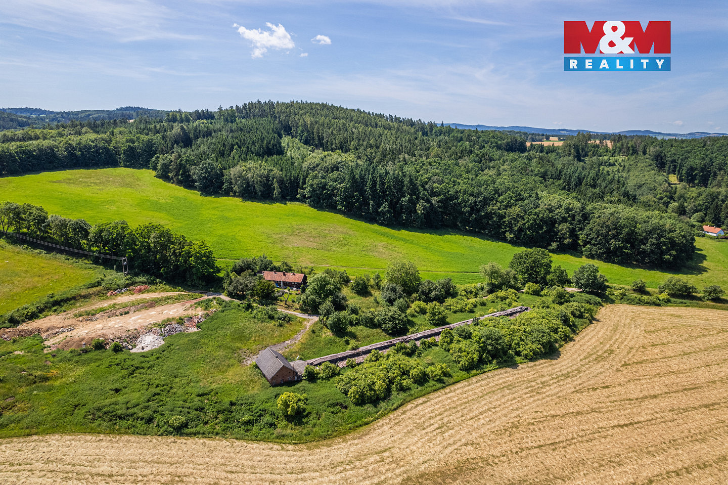 Prodej komerčního pozemku 2 362 m² – fotografie 2