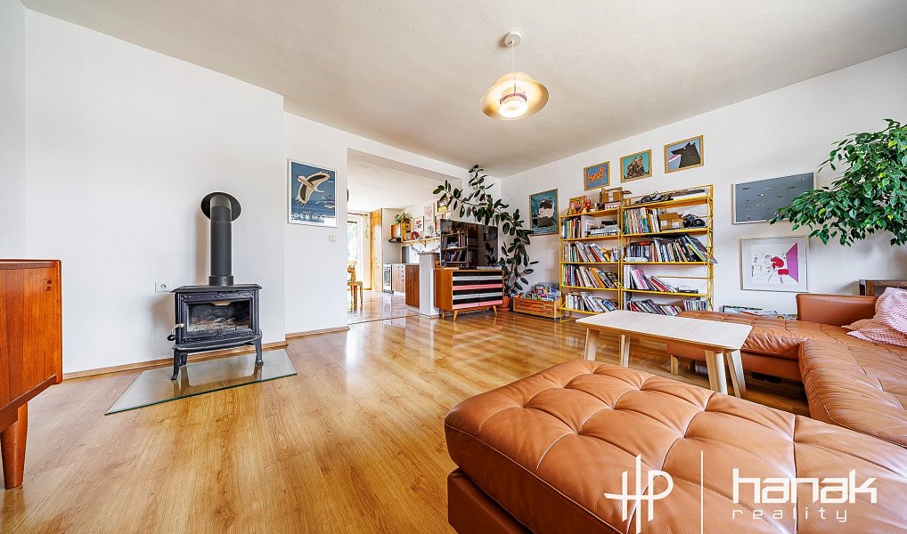 Prodej domu 243 m² s pozemkem 939 m², Hradčany-Kobeřice – náhled fotky 4