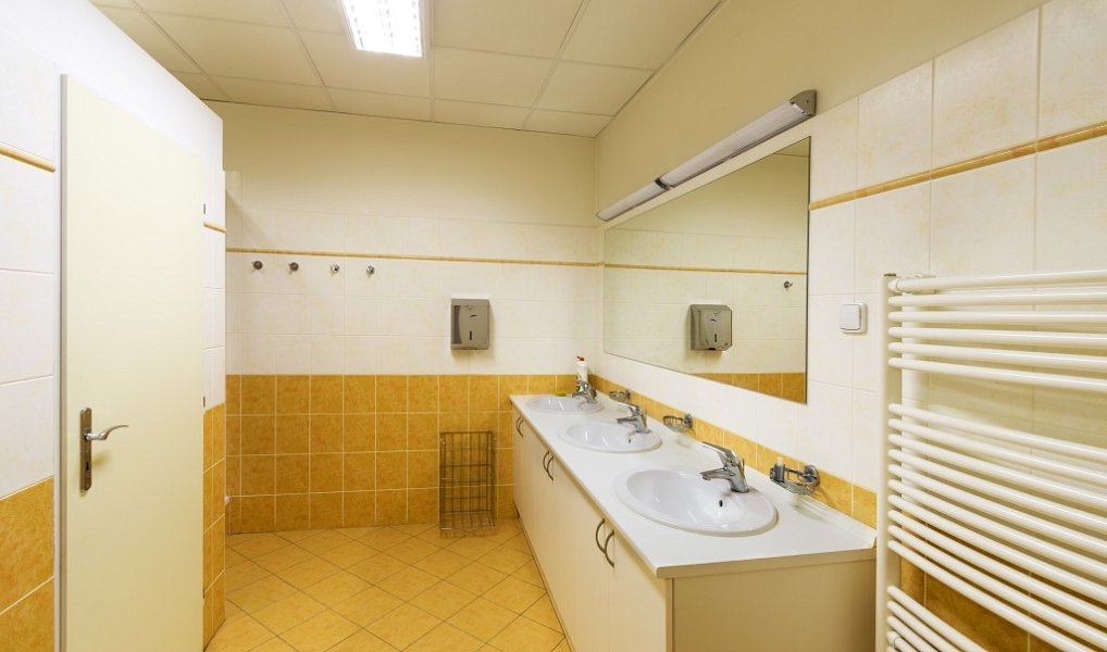 Pronájem skladovacích prostor 126 m², Praha – náhled fotky 12