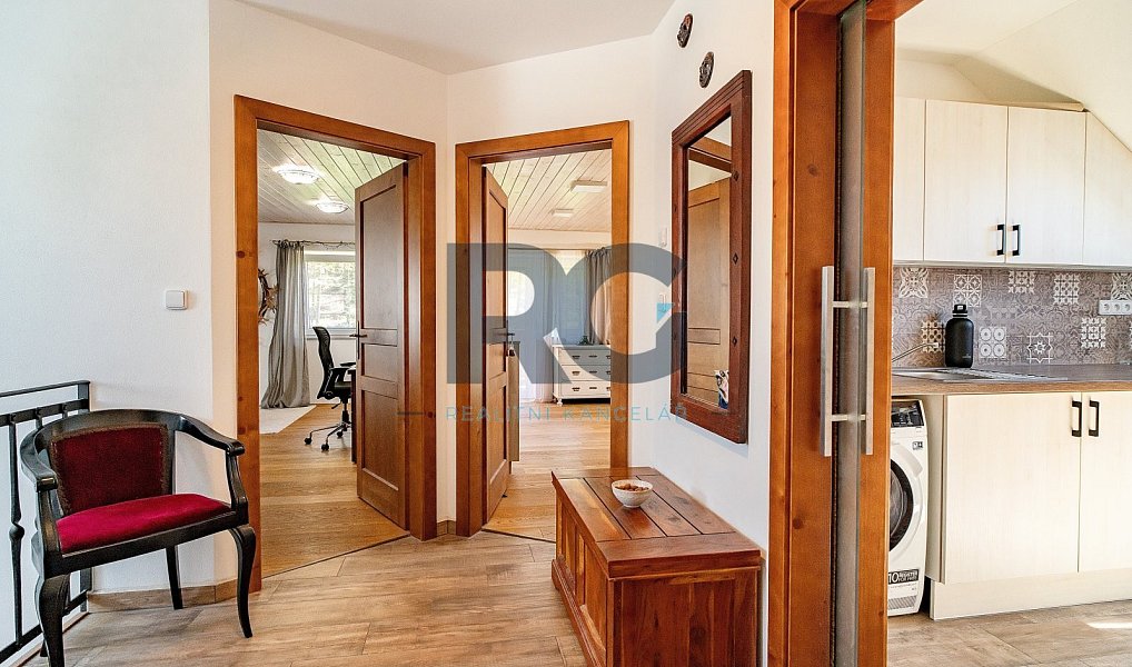 Prodej domu 491 m² s pozemkem 1 781 m², Písek – náhled fotky 21