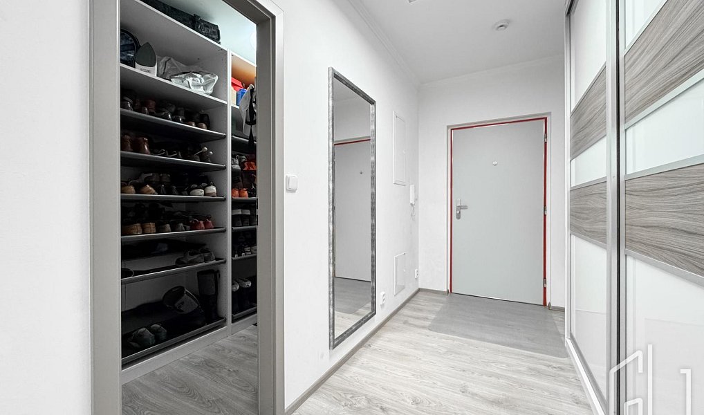 Prodej bytu 4+kk 141 m², Praha – náhled fotky 15