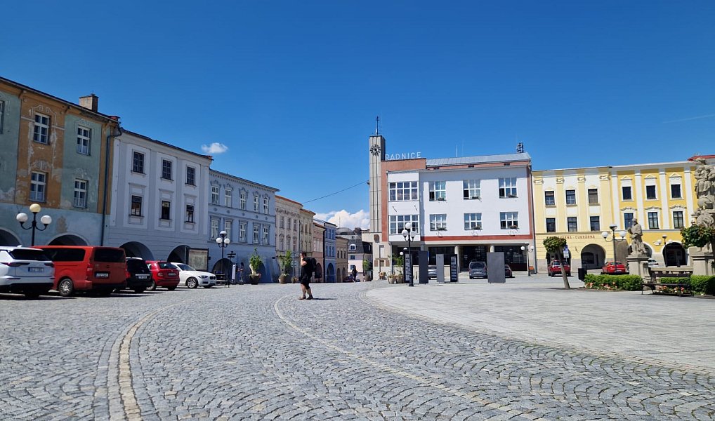 Pronájem obchodních prostor 153 m², Příbor – náhled fotky 2