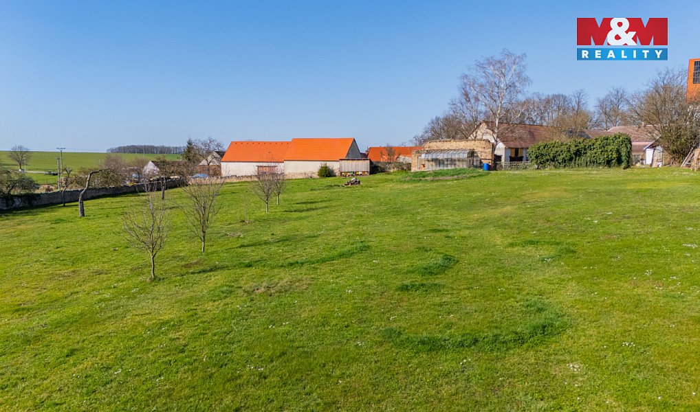 Prodej domu 195 m² s pozemkem 7 046 m², Dříteň – náhled fotky 17
