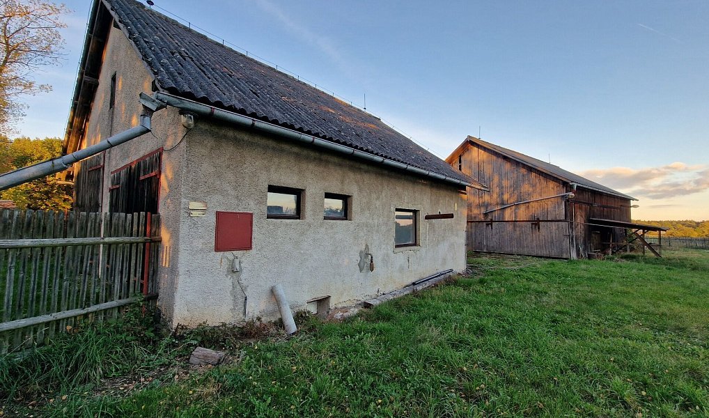 Prodej výrobních prostor 278 m², Mladý Smolivec – náhled fotky 4