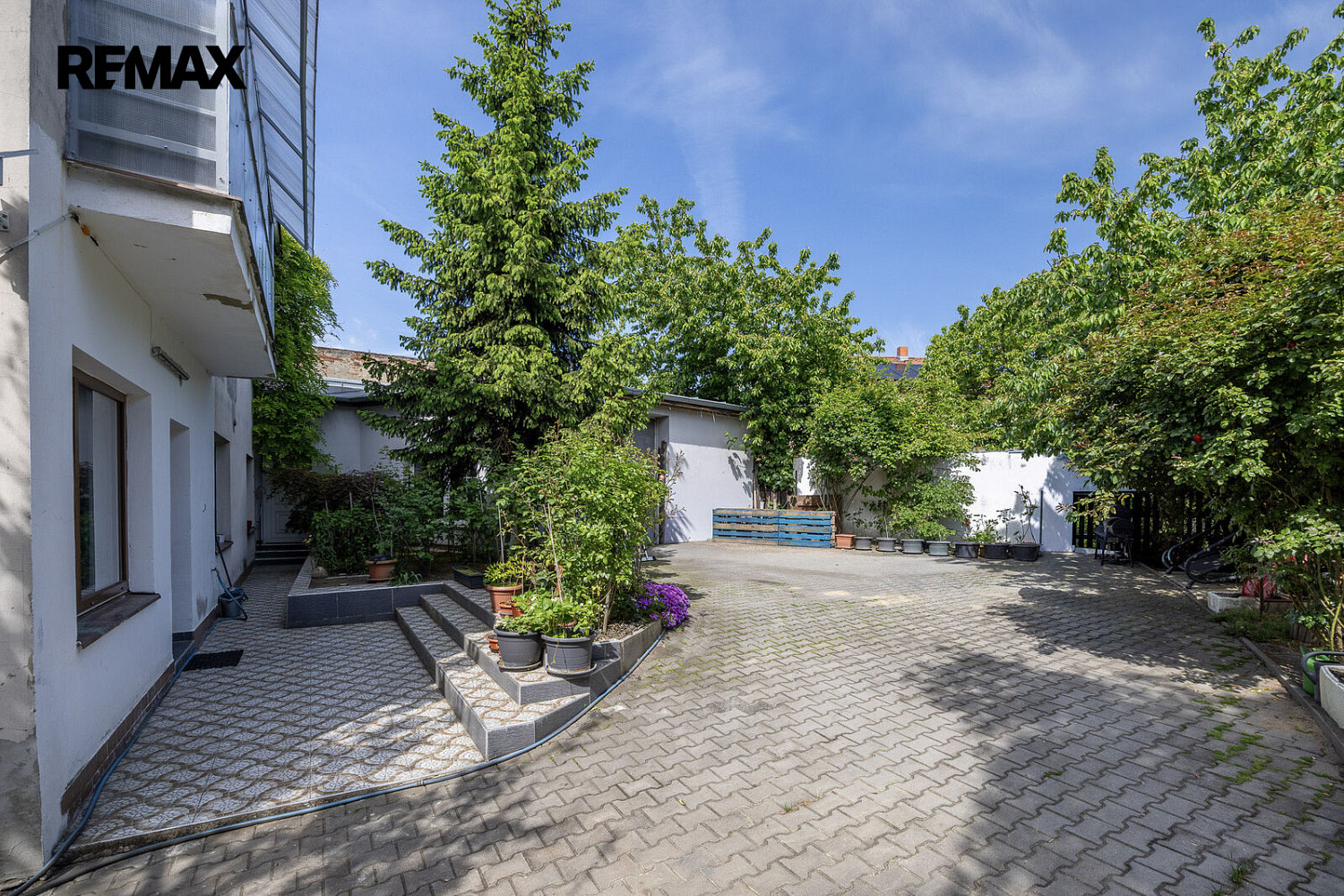 Prodej domu 316 m² s pozemkem 668 m² – fotografie 3