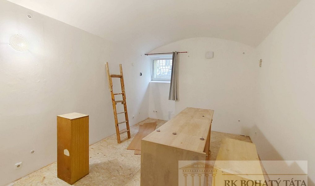 Pronájem bytu 3+1 75 m², Praha – náhled fotky 3