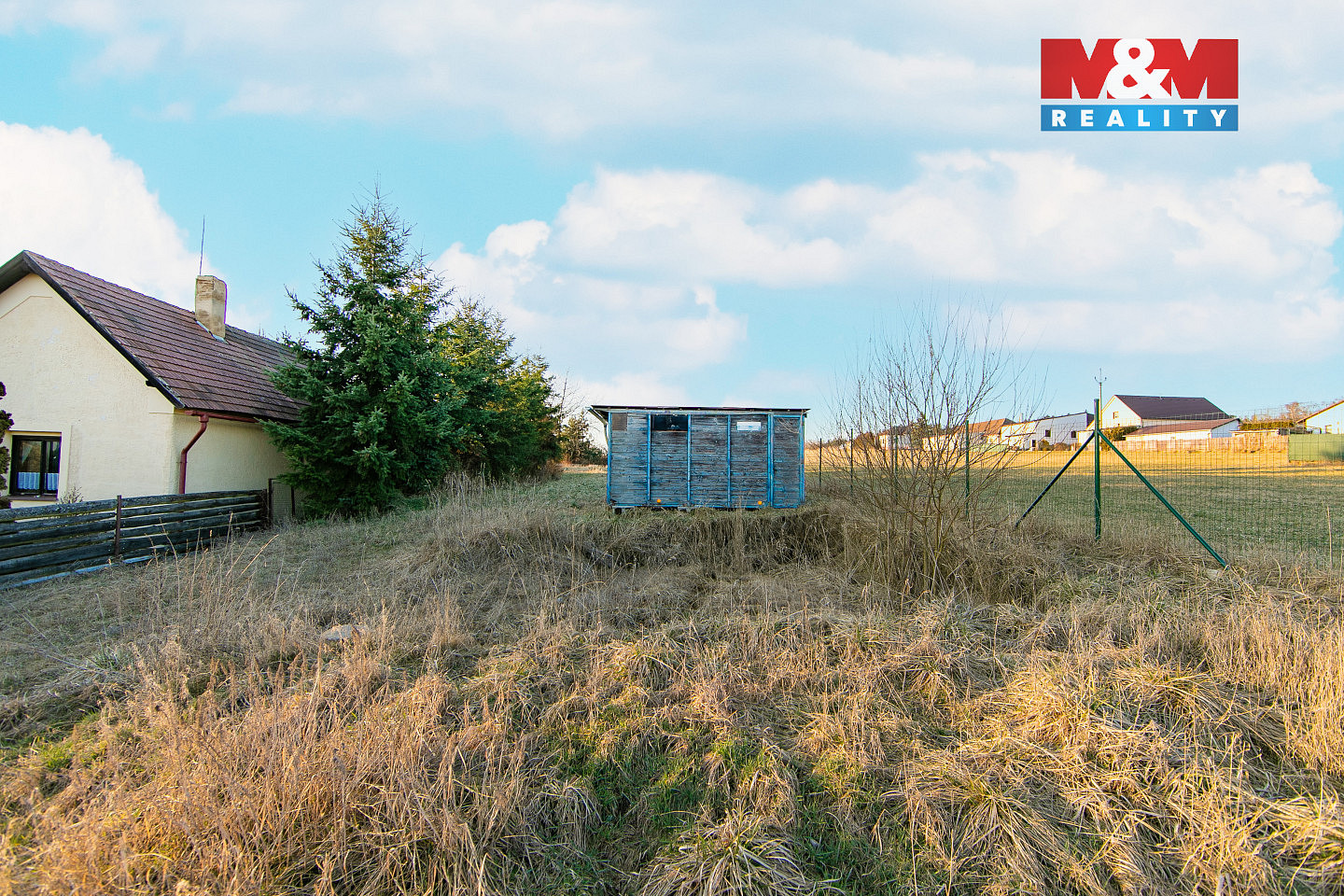 Prodej stavebního pozemku 733 m² — photo 3