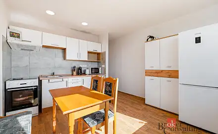 Pronájem bytu 1+1 39 m²