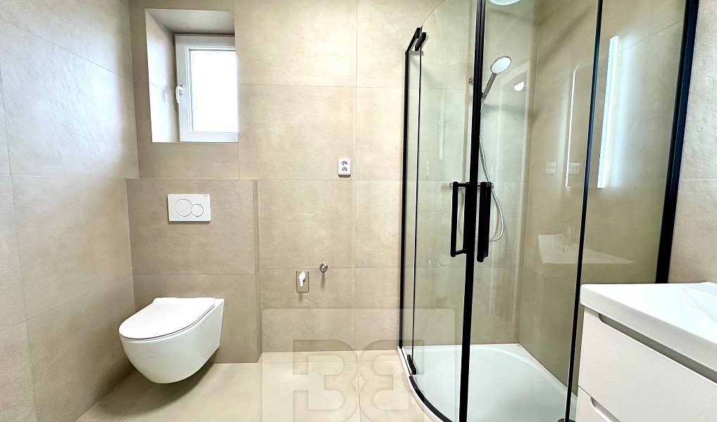 Pronájem bytu 2+1 76 m², Horoměřice – náhled fotky 2