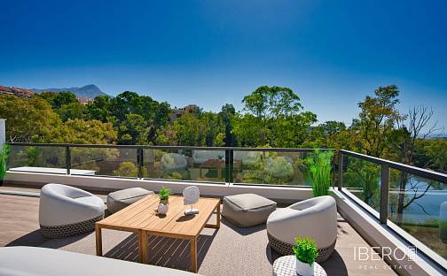 Prodej bytu 4+kk 118 m², Nueva Andalucía, Španělsko