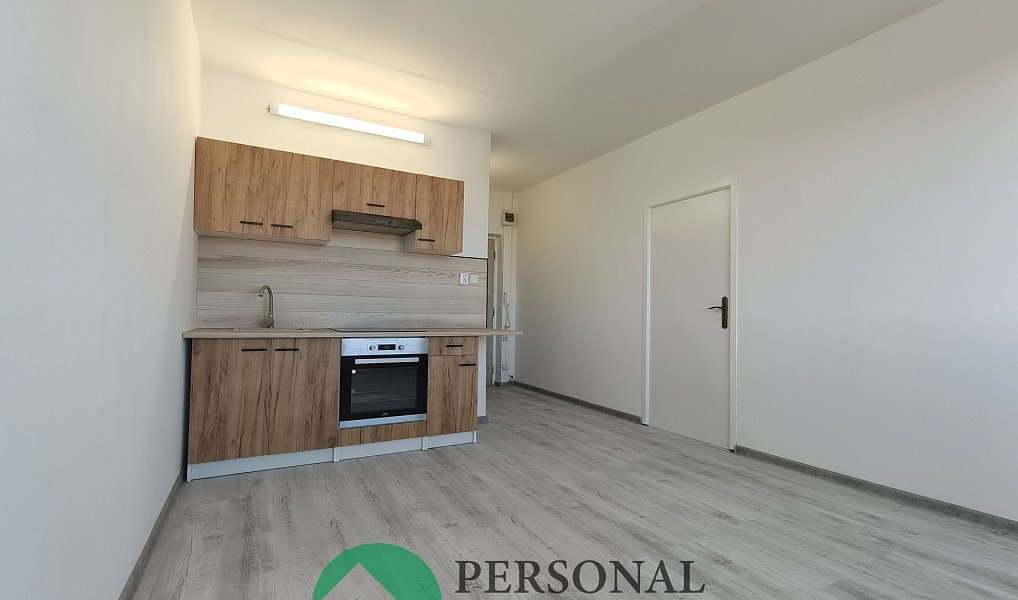 Pronájem bytu 1+1 42 m², Cheb – fotka 1 z 7