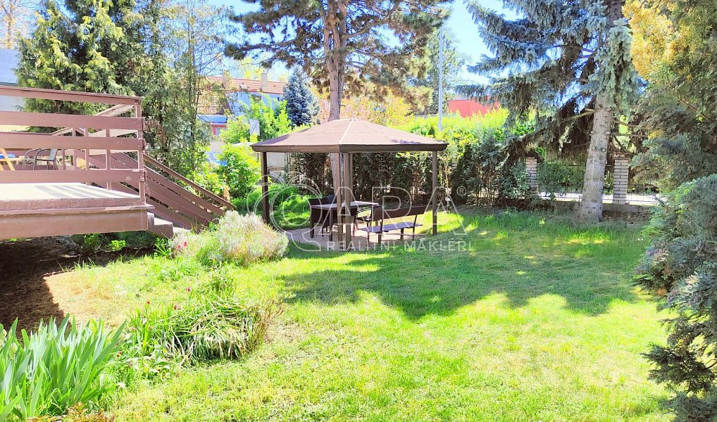 Prodej domu 258 m² s pozemkem 514 m², Praha – náhled fotky 4