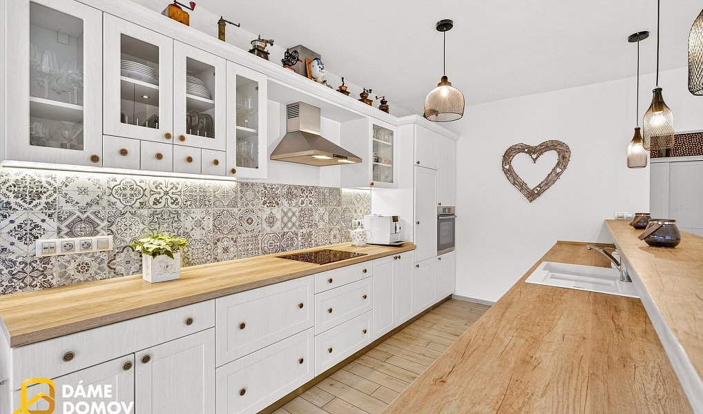 Prodej domu 225 m² s pozemkem 2 037 m², Březolupy – náhled fotky 7