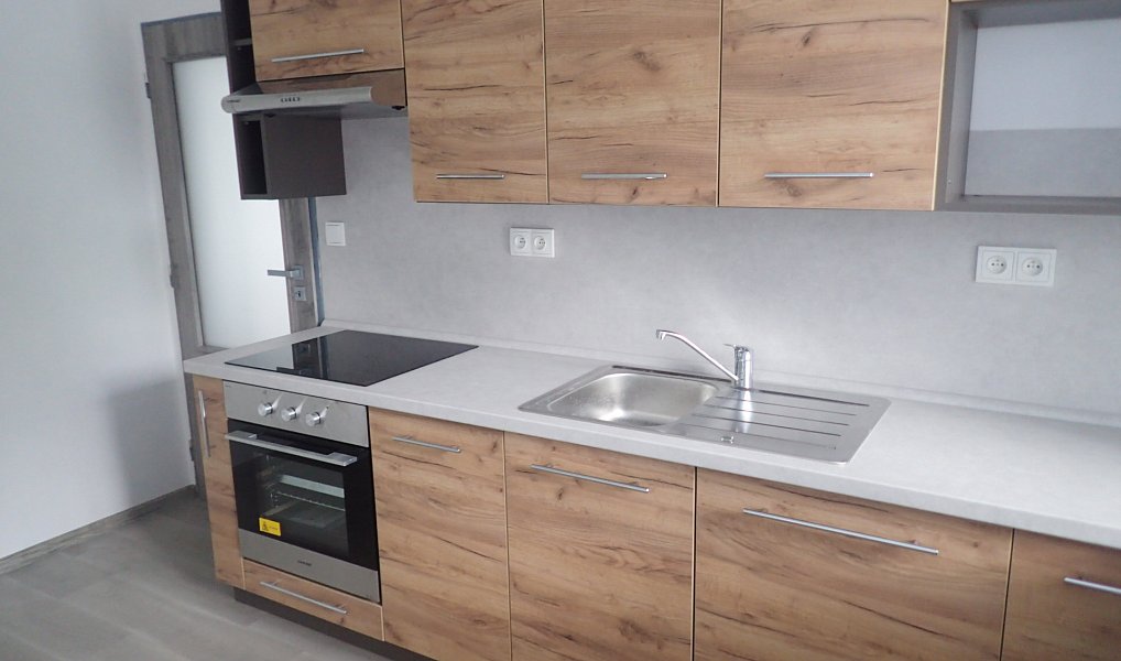 Pronájem bytu 2+1 57 m², Červený Kostelec – náhled fotky 10