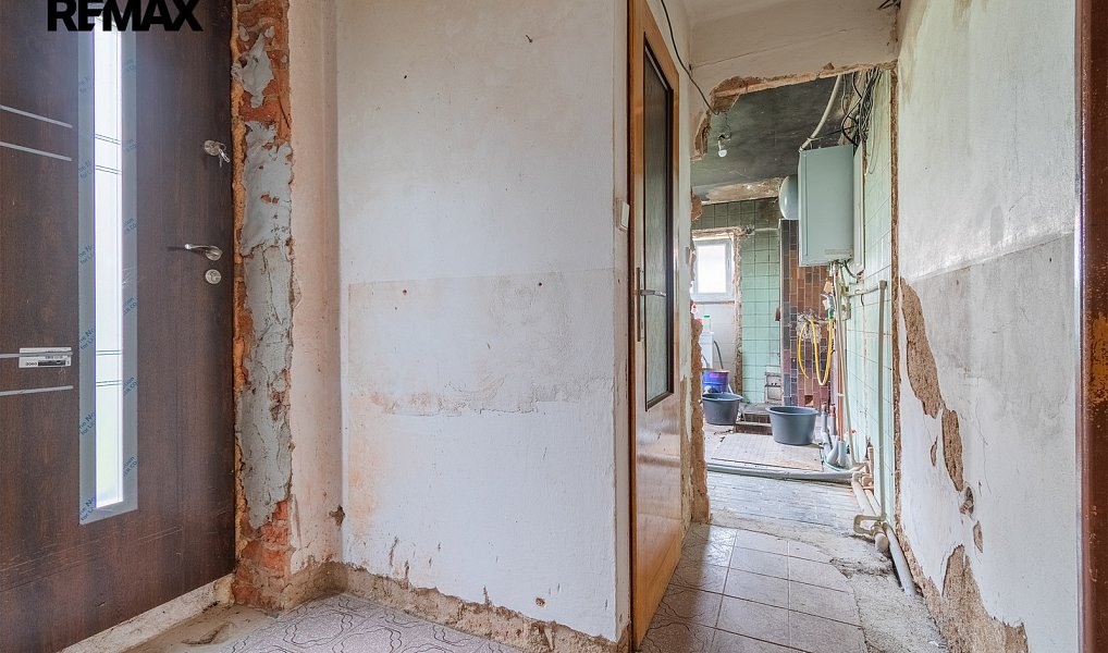 Prodej domu 207 m² s pozemkem 1 227 m², Lnáře – náhled fotky 17