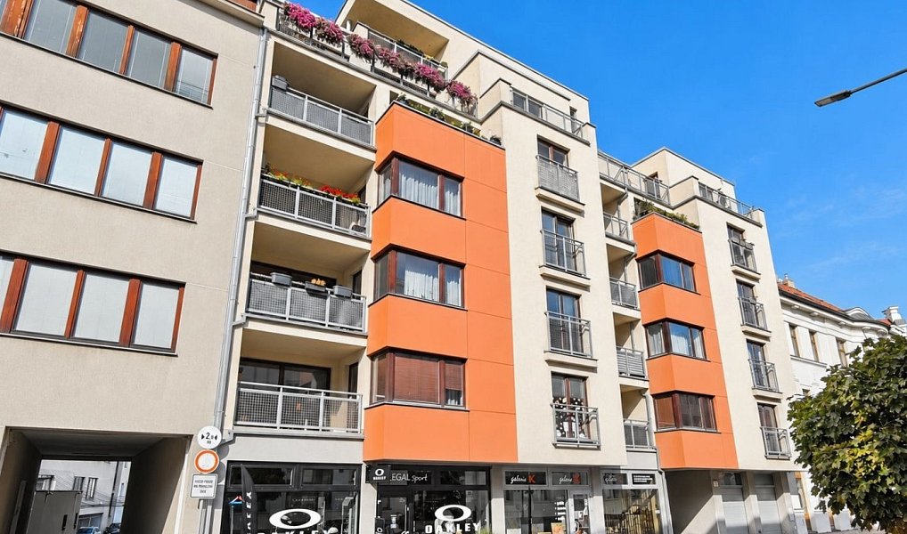 Pronájem bytu 4+kk 115 m², Pardubice – fotka 1 z 24