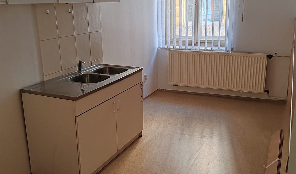 Pronájem komerčního prostoru, 73 m², Jablonec nad Nisou