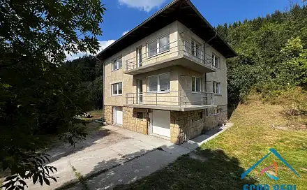 Prodej domu 301 m² s pozemkem 2 815 m², Stará Paka - Ústí, okres Jičín
