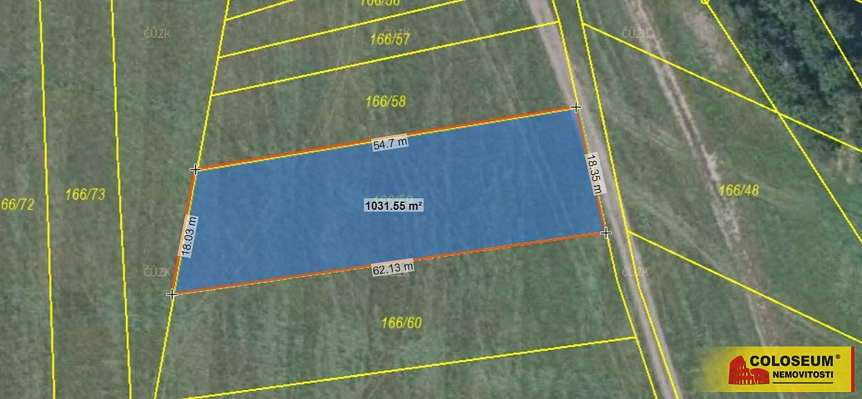 Prodej pole 1 032 m²