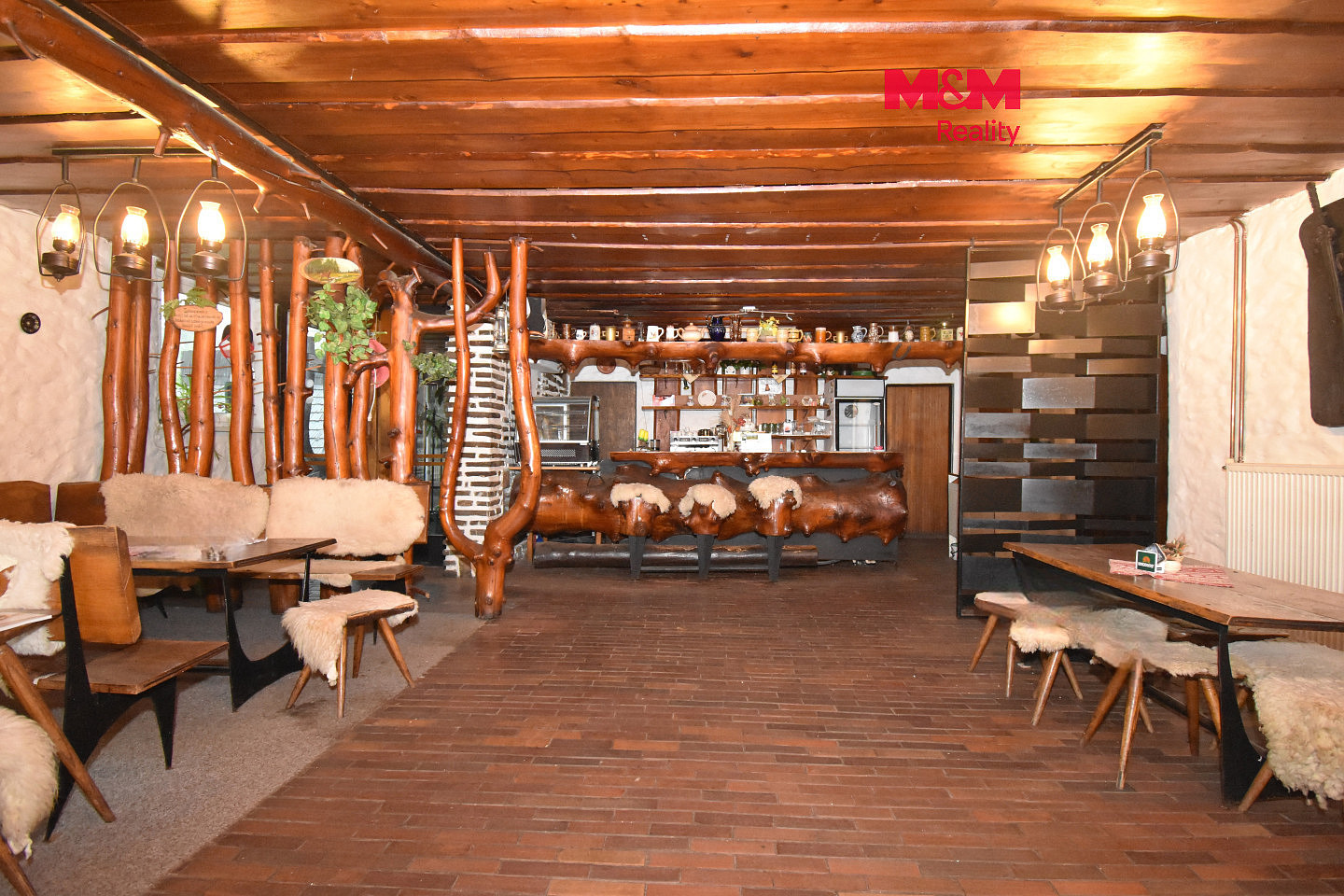 Prodej ubytovacího objektu 900 m²